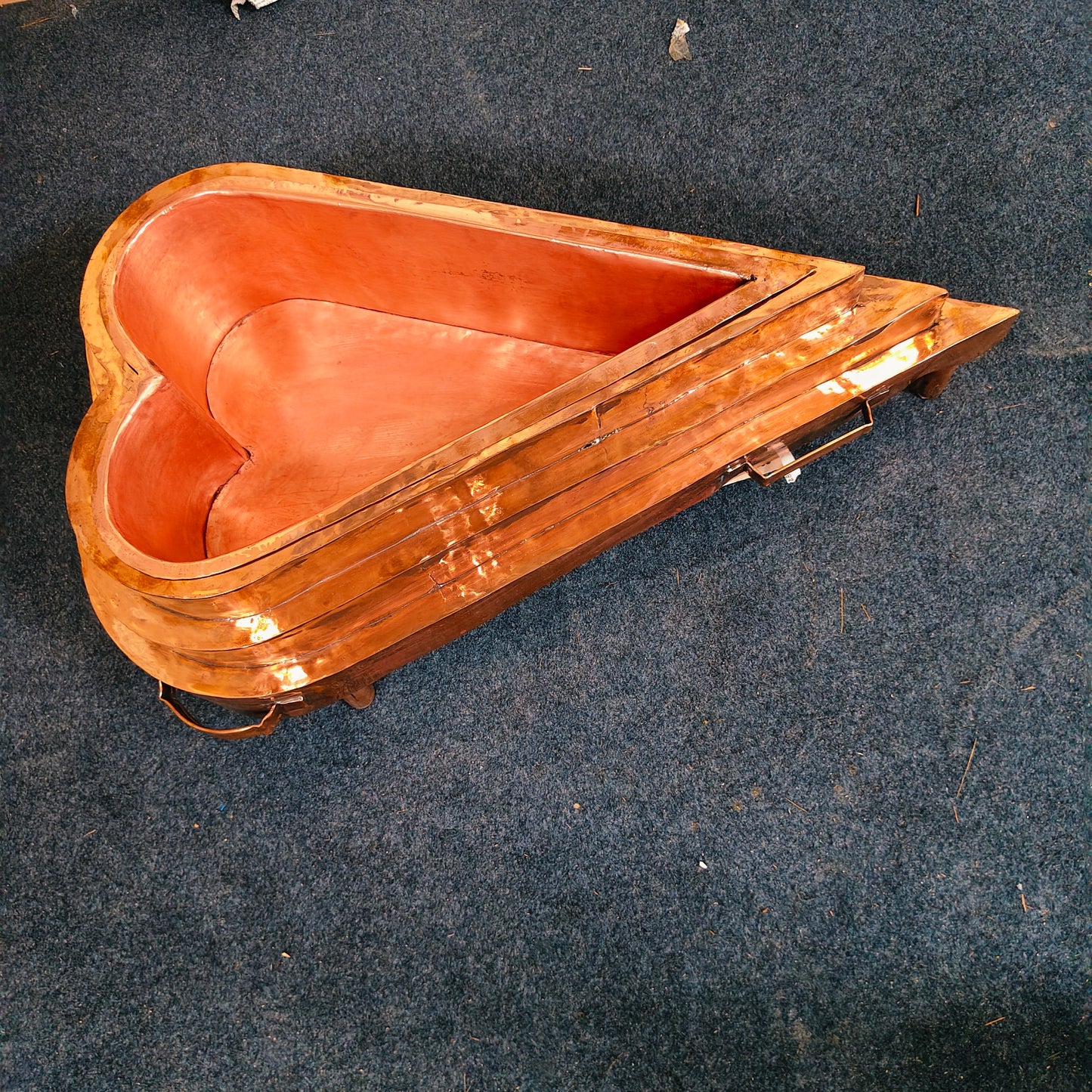 Handcrafted Copper Yoni Hawan Kund | Vedic Ritual Fire Pit | Detachable Inner Vessel | Made to Order Model no 2618126D